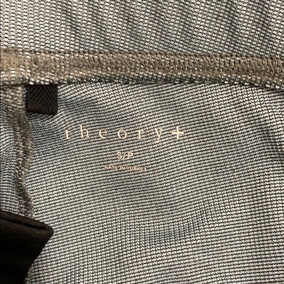 Theory Blue Crop Capri Leggings - Picture 3 of 6